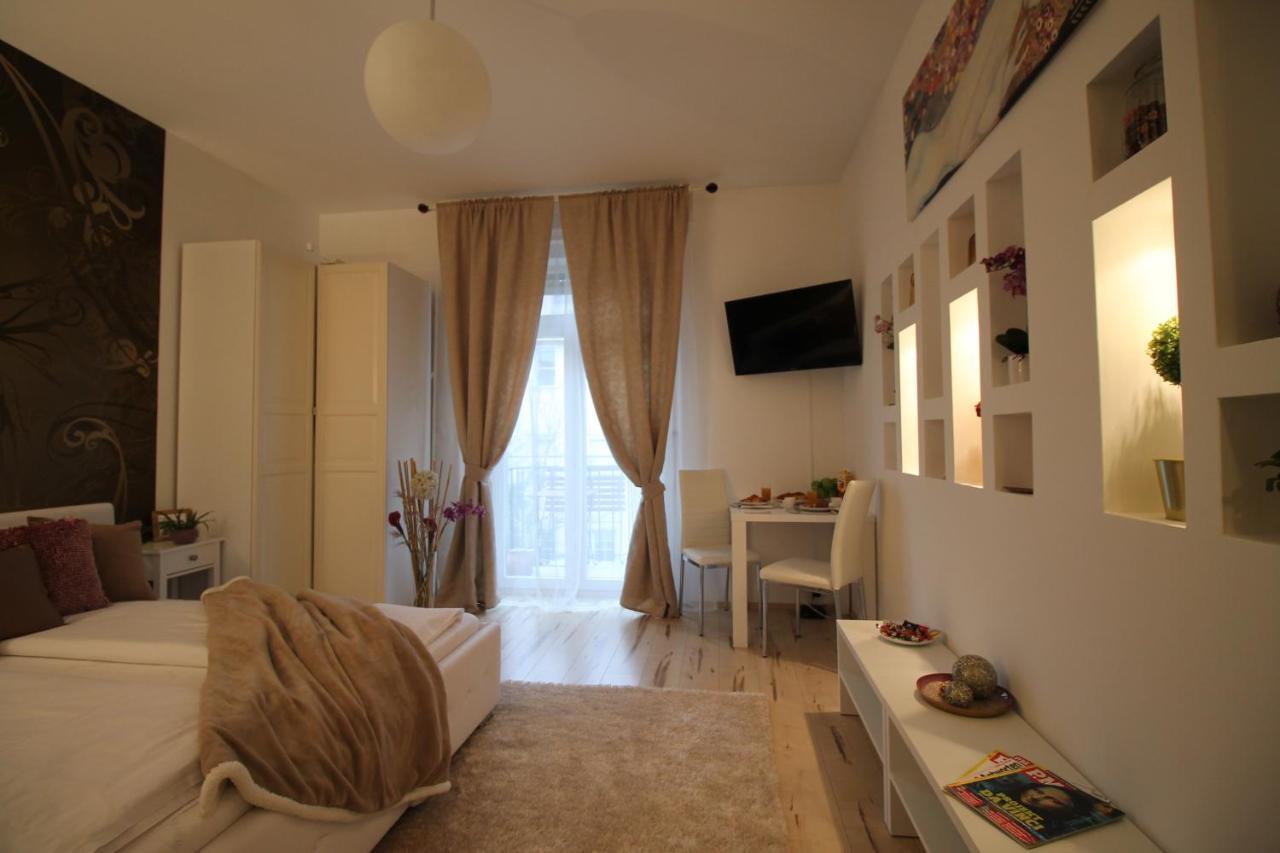 Amber Dream Apartment บูดาเปสต์ ภายนอก รูปภาพ